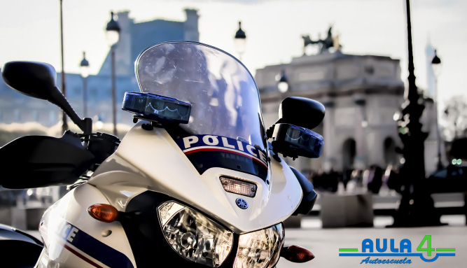 Enseñar a conducir a tu hijo puede traer consecuencias.