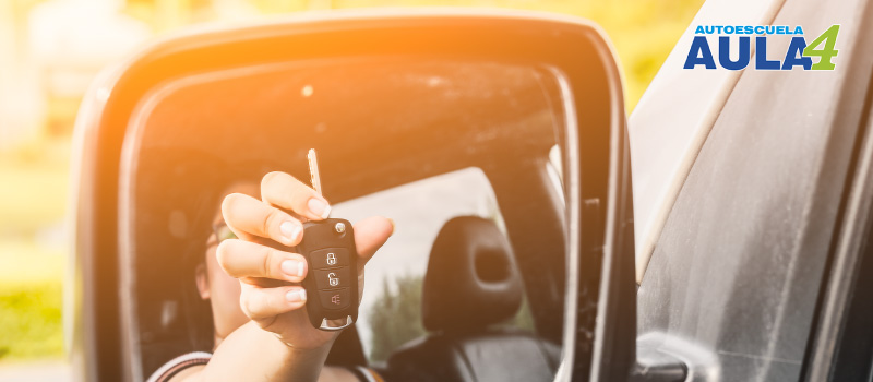 Te contamos cómo recuperar el carnet, si has perdido todos los puntos